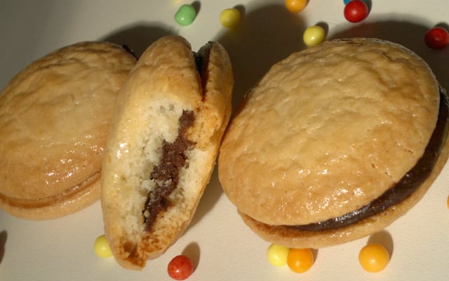 Macarons de St Emilion fourrés au chocolat