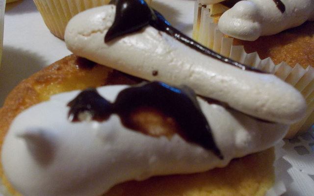 Cupcakes citron/meringue et chocolat fondu