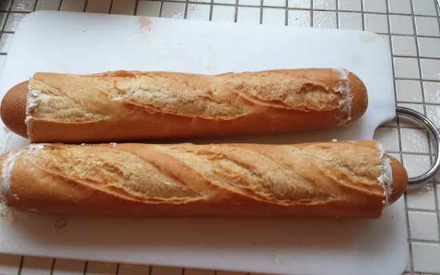 Baguette farcie au roquefort