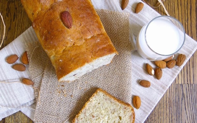 Brioche au lait d'amande et okara