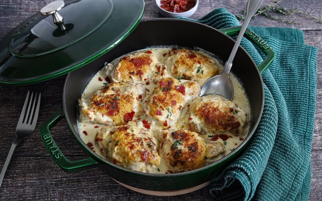 Poulet mijoté à la crème de parmesan et jambon de Parme