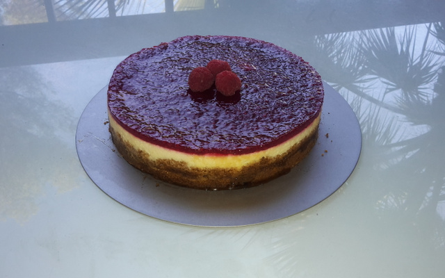 Cheesecake au chocolat blanc et aux framboises