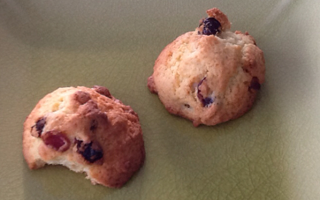 Cookies aux cranberries, raisins et noisettes