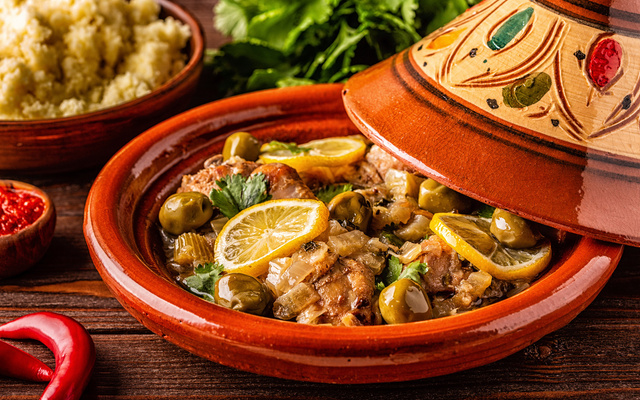 Tajine de poulet aux olives léger