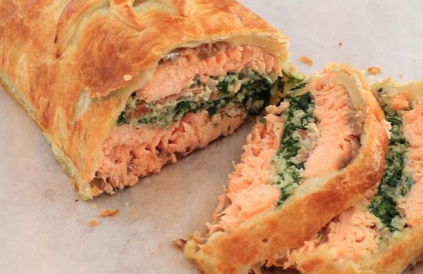 Saumon wellington en croute feuilletée
