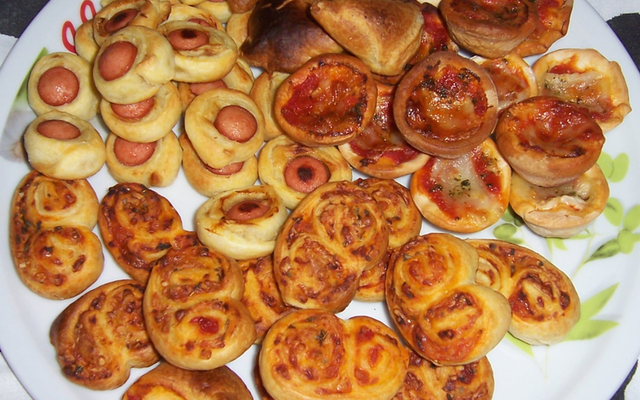 Rouleau et petites saucisses