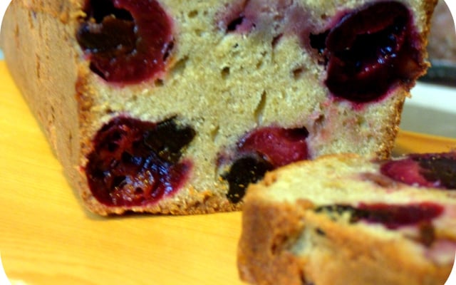 Cake aux cerises et réglisse