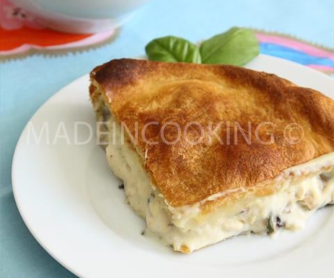 Tourte au poulet et aux champignons