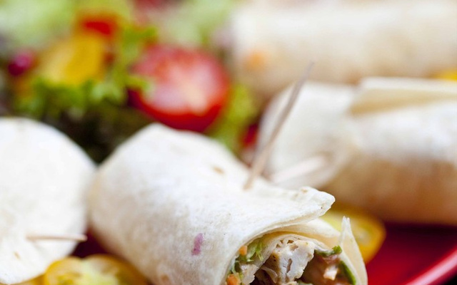 Kebab de poulet en bouchée