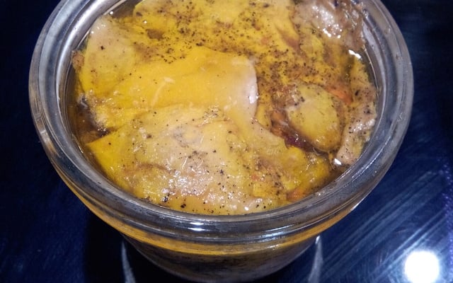 Foie gras mi-cuit parfumé au Sauterne