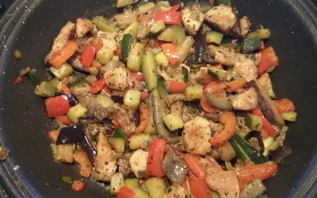Wok de poulet et légumes du soleil