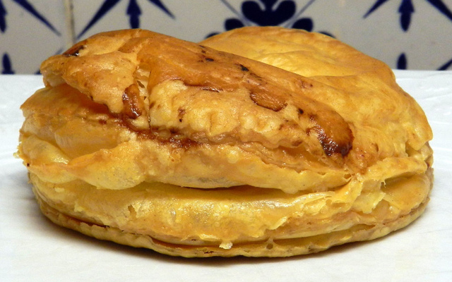 Galette individuelle au foie gras, magret fumé et pomme