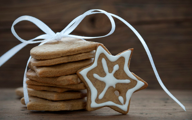 Sablés de Noël et glaçage en sucre glace