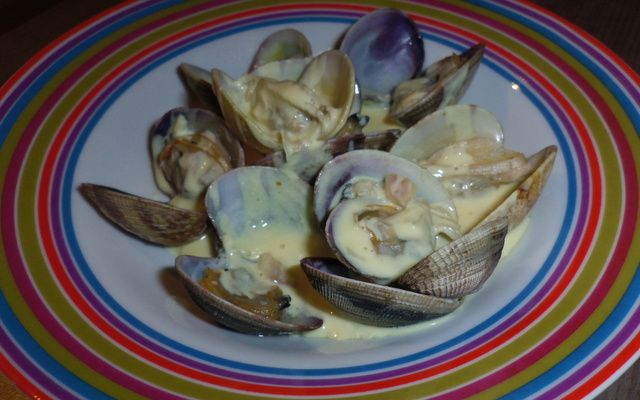 Palourdes à la crème et au vin blanc