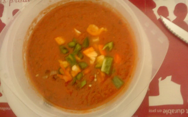 Sauce tomate parfumée aux olives