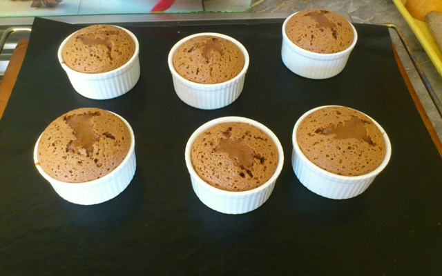 Petits moelleux au chocolat au lait et cœur coulant