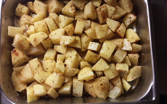 Cuisses de poulet et pomme de terre au four
