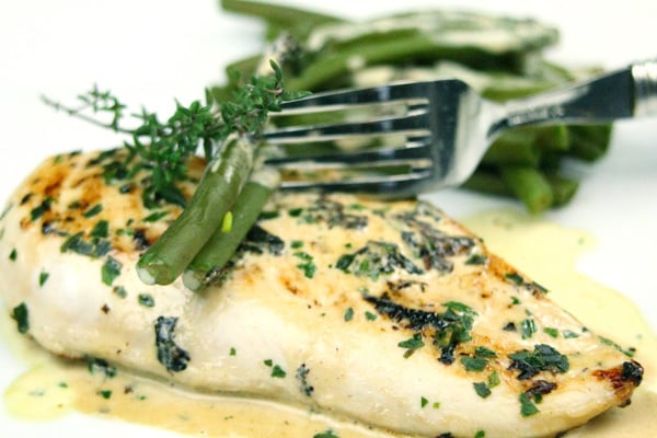 Poulet à l'estragon, haricots verts