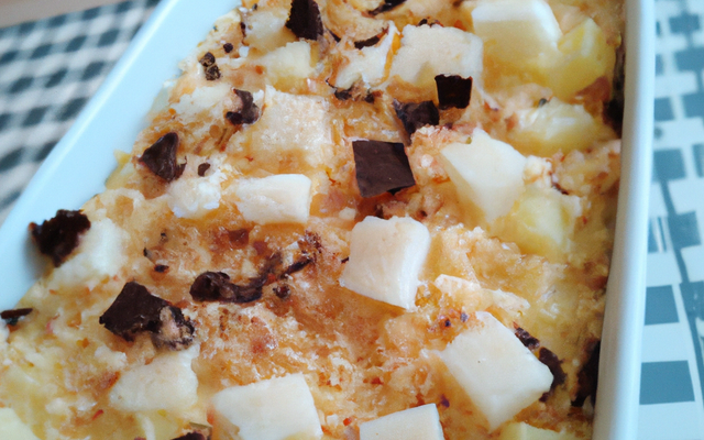 Crumble à l'ananas, coco et chocolat blanc