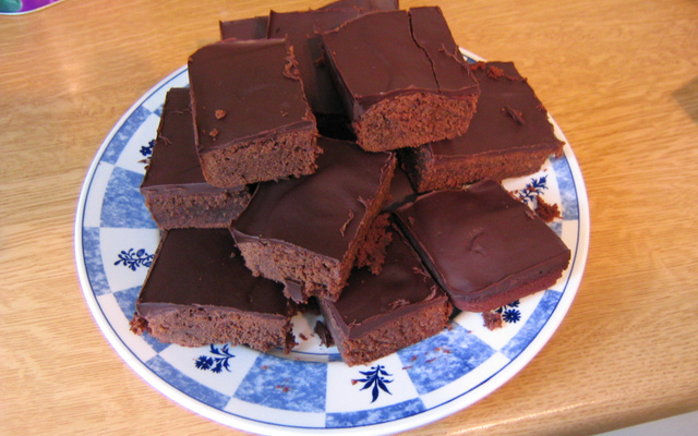 Gâteau gourmand au chocolat comme un Brownie 