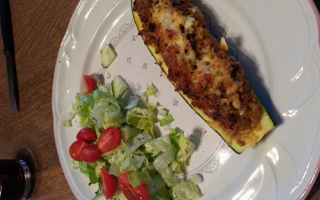 Courgettes farcies à la viande hachée