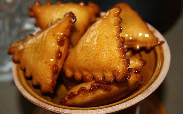 Samsa triangles aux amandes