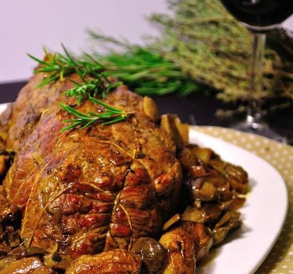 Rôti de bœuf aux champignons et aux marrons