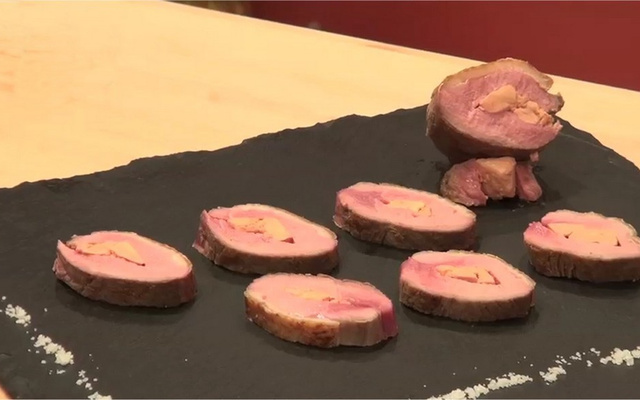 Roulés de magret de canard farci au foie gras