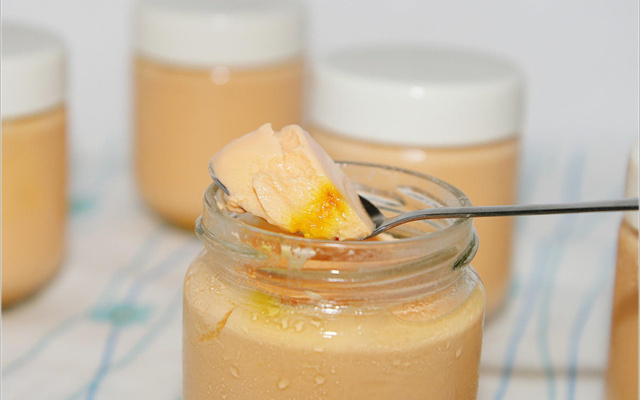 Yaourt au safran et à la fleur d'oranger