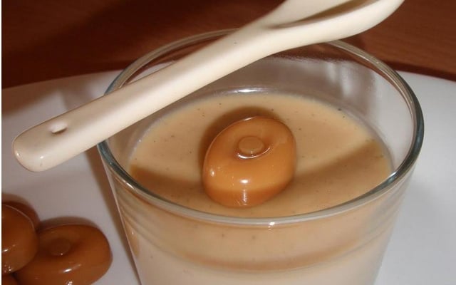 Panna cotta à la crème et Werther's Original