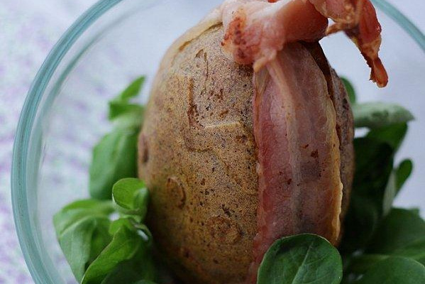 Cak'œuf au roquefort, noix, figue et lard