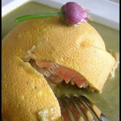 Dôme au saumon et son velouté à l'oseille