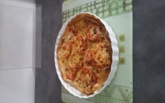 Tarte au thon et aux tomates simple