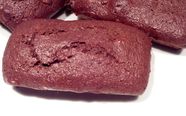 Cake au Toblerone, miel et amandes