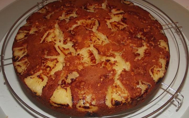 Gâteau renversé à l'ananas économique
