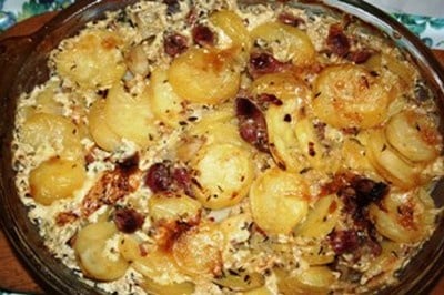 Gratin de pommes de terre aux gésiers confits
