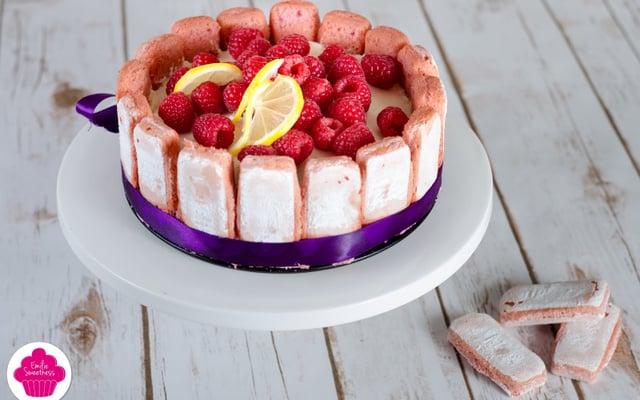 Bavarois framboises, citron et biscuits rose de Reims