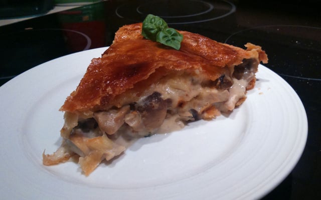 Tourte au poulet et aux champignons