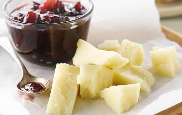 Comté et compote de cerises du Nord