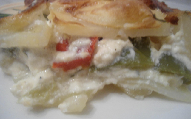 Mille-feuilles de pommes de pommes de terre aux 2 poivrons