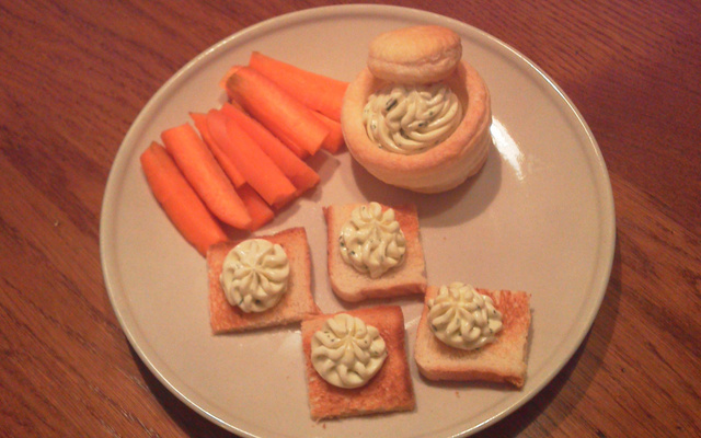 Tuile de brebis et sa mousse de chèvre