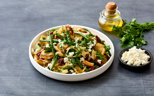 Salade de haricots verts, croûtons et feta