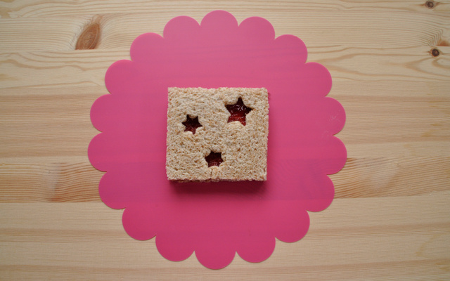 Sandwich hublot à la confiture