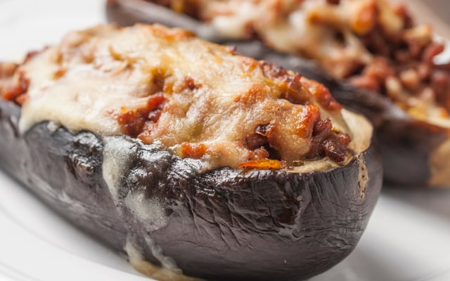 Aubergines farcies au bœuf hâché