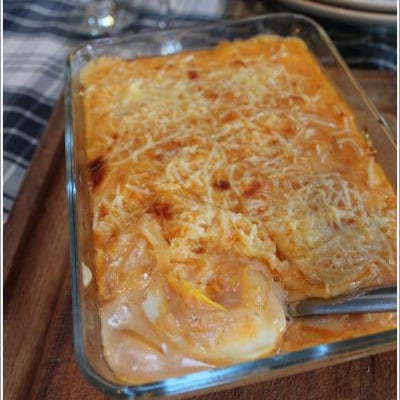 Œufs durs gratinés à la sauce aurore