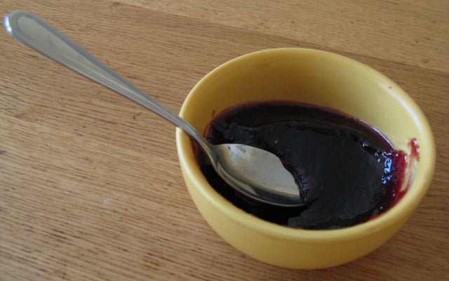 Gelée de groseille-cassis