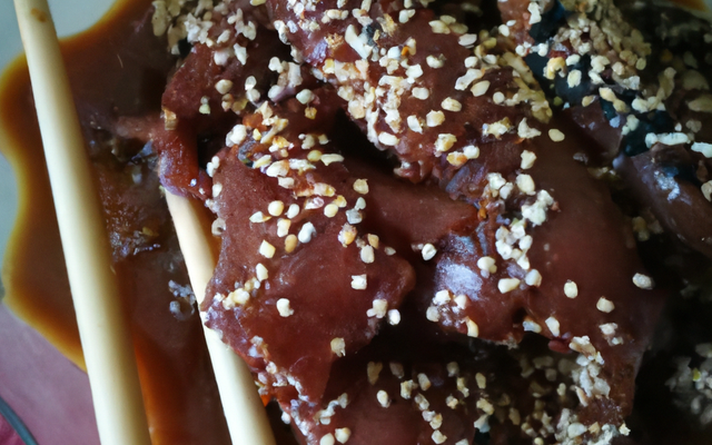 Émincé de bœuf à l'huile de sésame