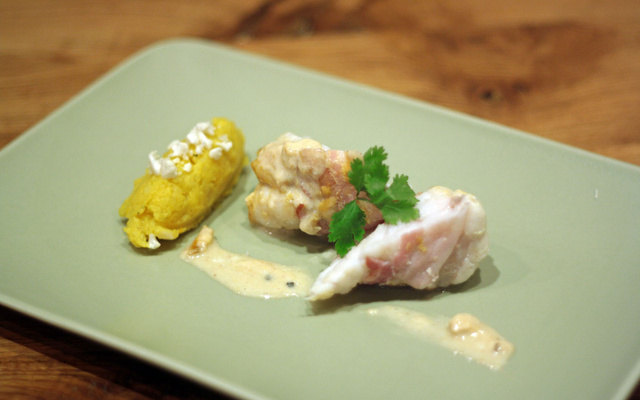 Filet de lotte à la moutarde et un écrasé de chou-fleur à l'orange