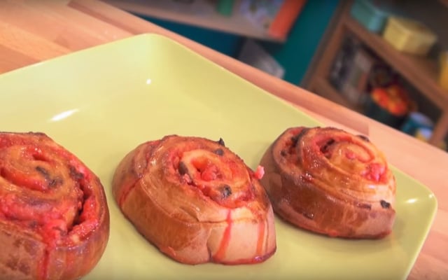 Escargots briochés aux pralines roses