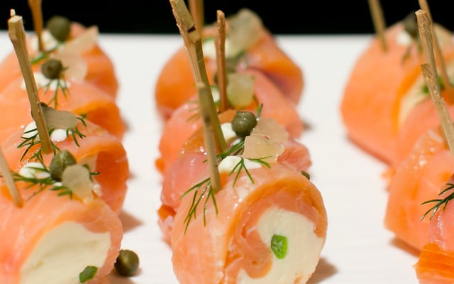 Petits roulés gourmands de saumon fumé